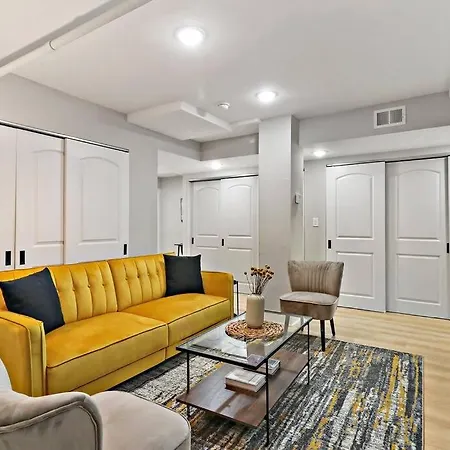 2Br Luxurious Apt With In-Unit Laundry - Ashland B